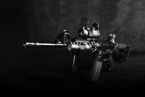 中国男篮保持高压防守 限制对手得分，中国男篮高原训练