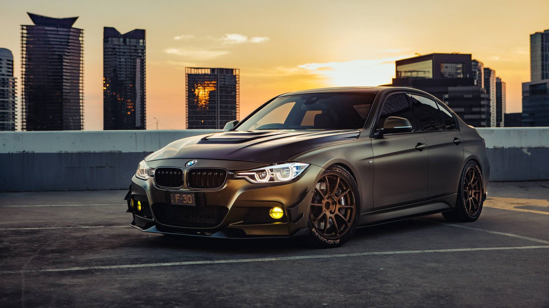 女子田径接力队再创佳绩引发关注,女子田径4x100米接力选手